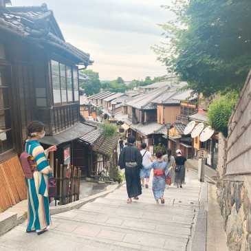 Ninenzaka in Kiyomizudera, Kyoto